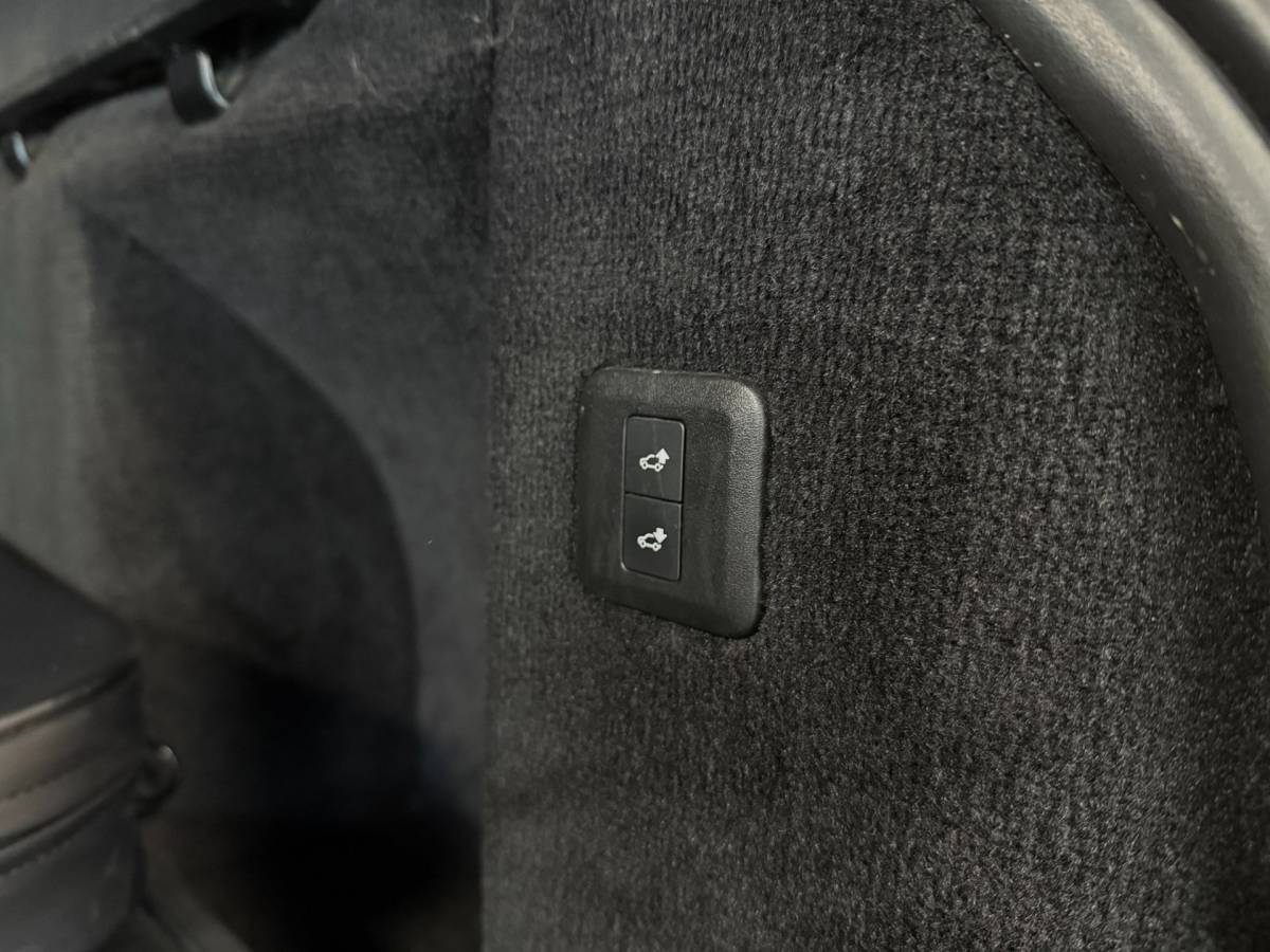 Land Rover Range Rover Sport Land Rover Range Rover Sport 2.0 P400e Dynamic *404PK!* Full-black|Carplay|Trekhaak|All-seasons