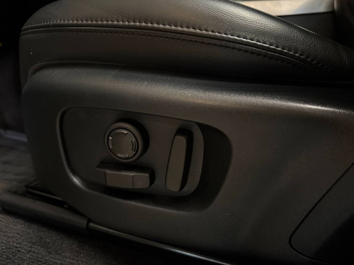 Land Rover Range Rover Sport Land Rover Range Rover Sport 2.0 P400e Dynamic *404PK!* Full-black|Carplay|Trekhaak|All-seasons