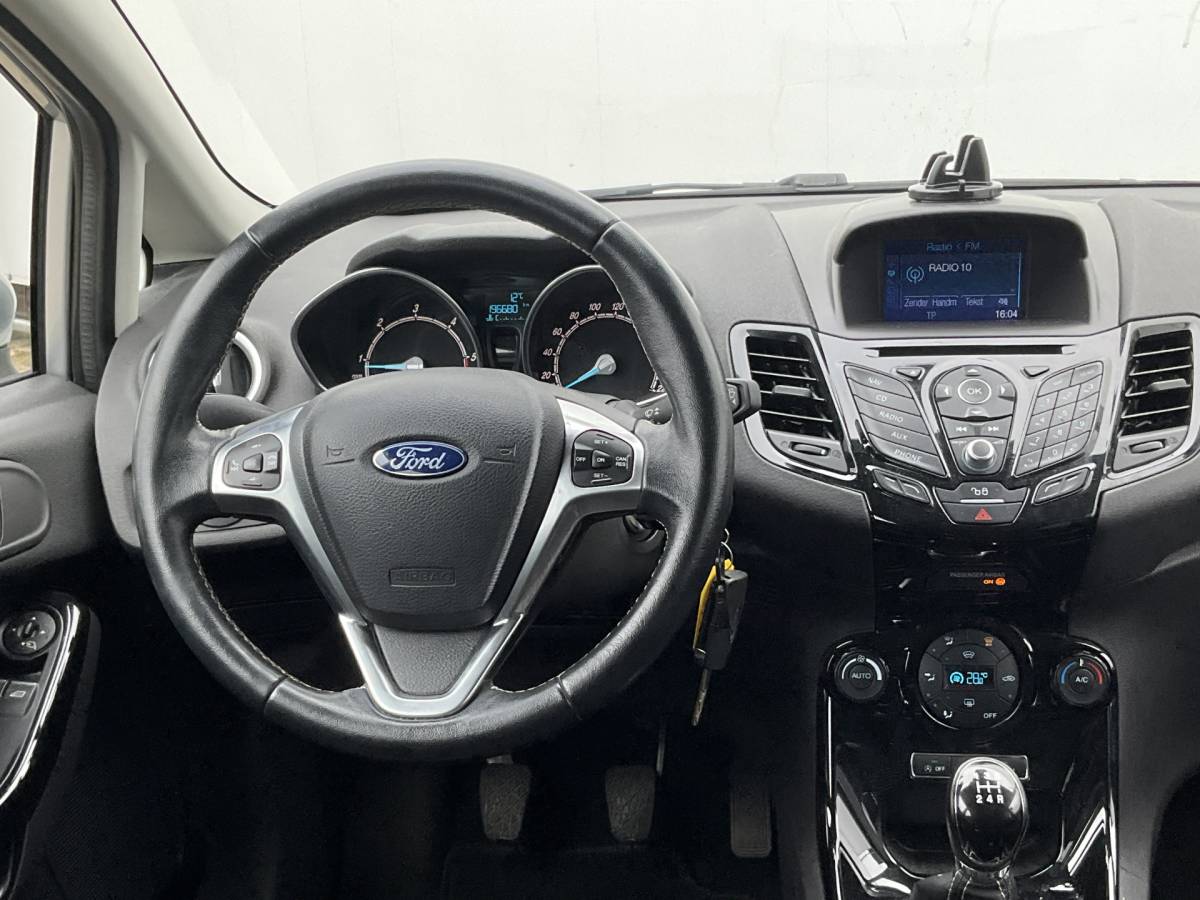 Ford Fiesta Ford Fiesta 1.5 TDCi Titanium Lease Edition Clima Cruise Audio BT
