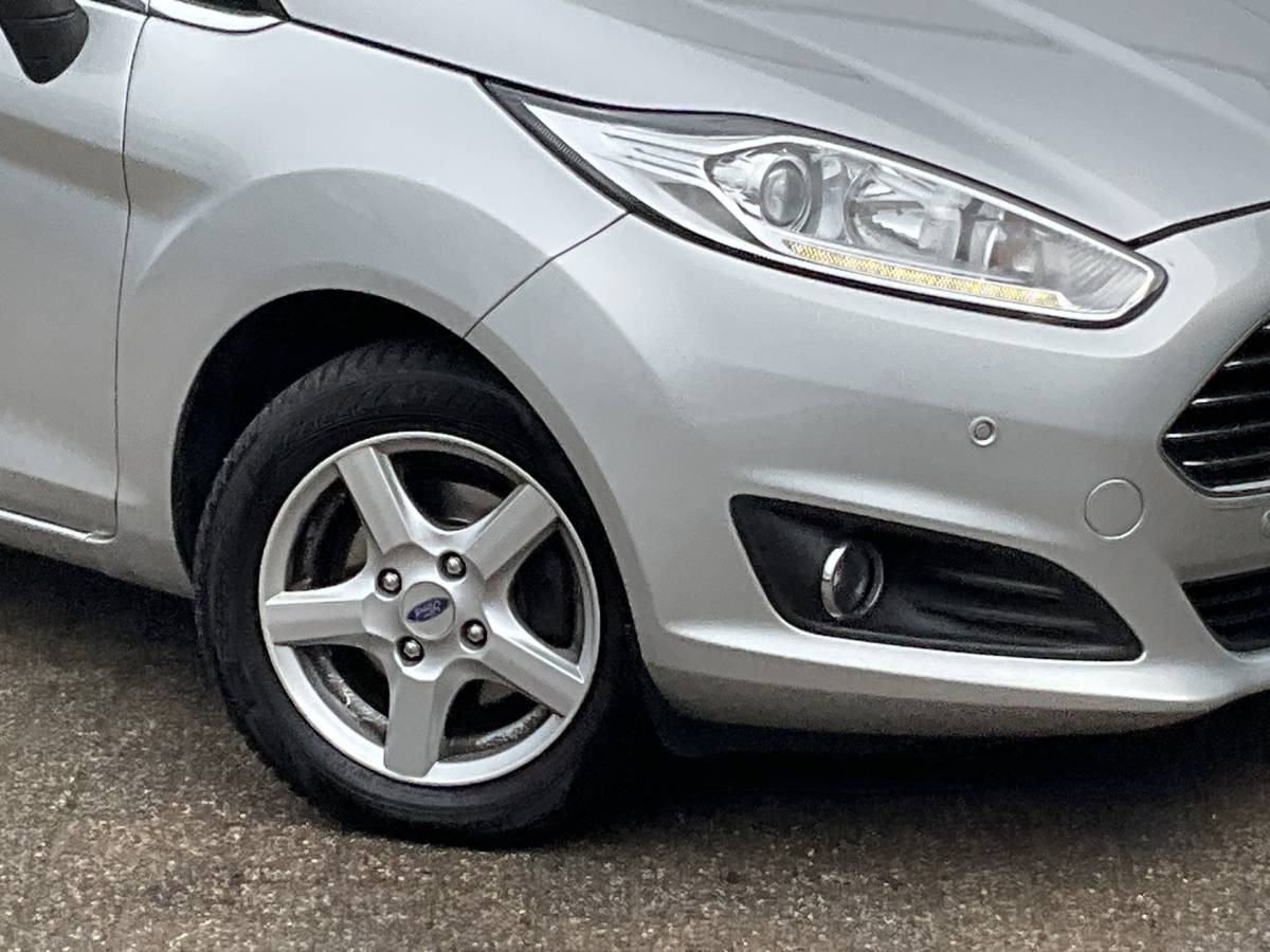 Ford Fiesta Ford Fiesta 1.5 TDCi Titanium Lease Edition Clima Cruise Audio BT
