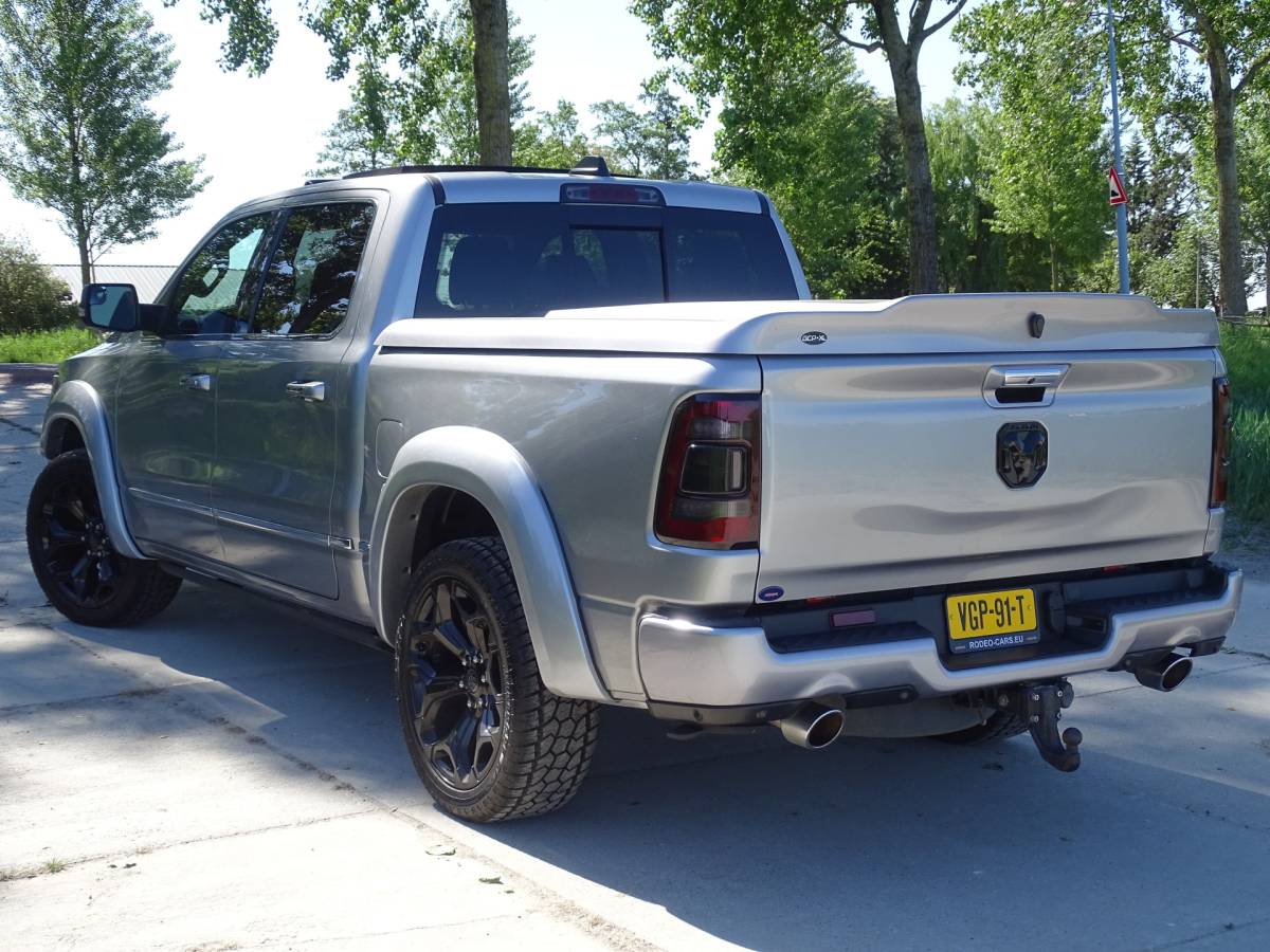 Dodge Ram 1500 Dodge Ram 1500 5.7 V8 4×4 Crew Cab Limited