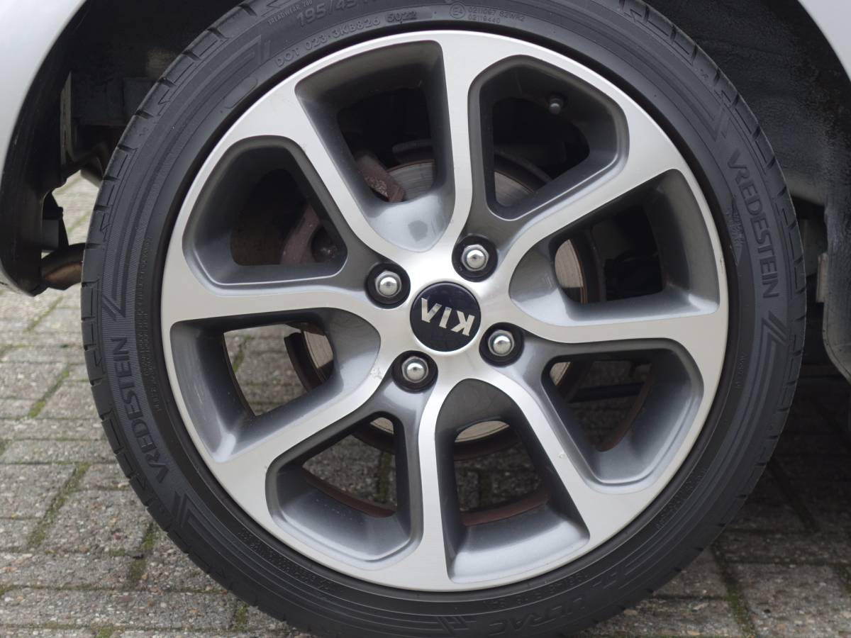 Kia Picanto Kia Picanto 1.0 Design Edition | navigatie | cruisecontrole