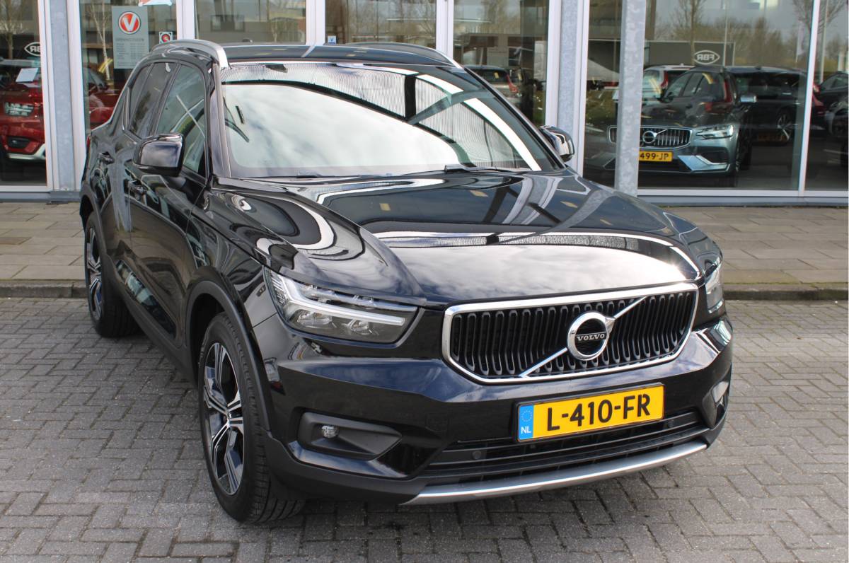 Volvo XC40 Volvo XC40 T3 164PK Automaat Business Pro | Keyless Entry | BLIS | Camera achter | PDC V+A | Apple/Android Carplay | El. Achterklep |