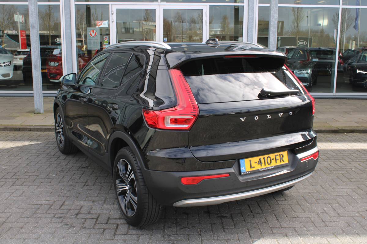 Volvo XC40 Volvo XC40 T3 164PK Automaat Business Pro | Keyless Entry | BLIS | Camera achter | PDC V+A | Apple/Android Carplay | El. Achterklep |