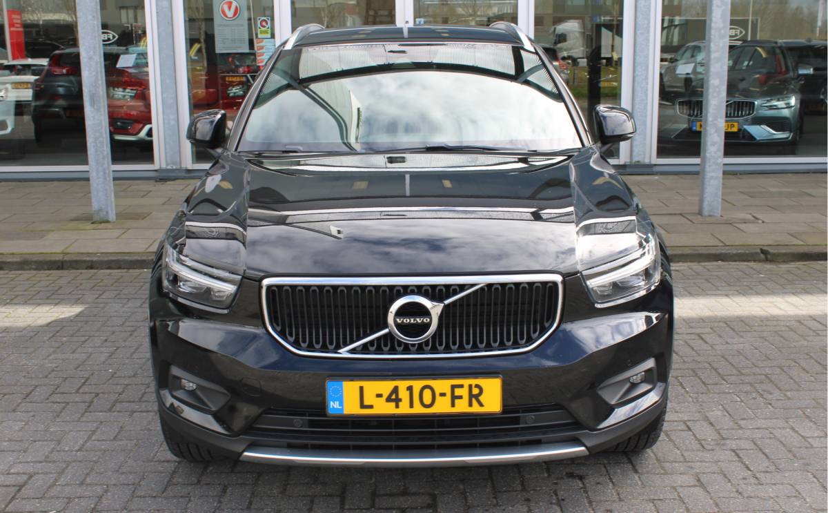 Volvo XC40 Volvo XC40 T3 164PK Automaat Business Pro | Keyless Entry | BLIS | Camera achter | PDC V+A | Apple/Android Carplay | El. Achterklep |