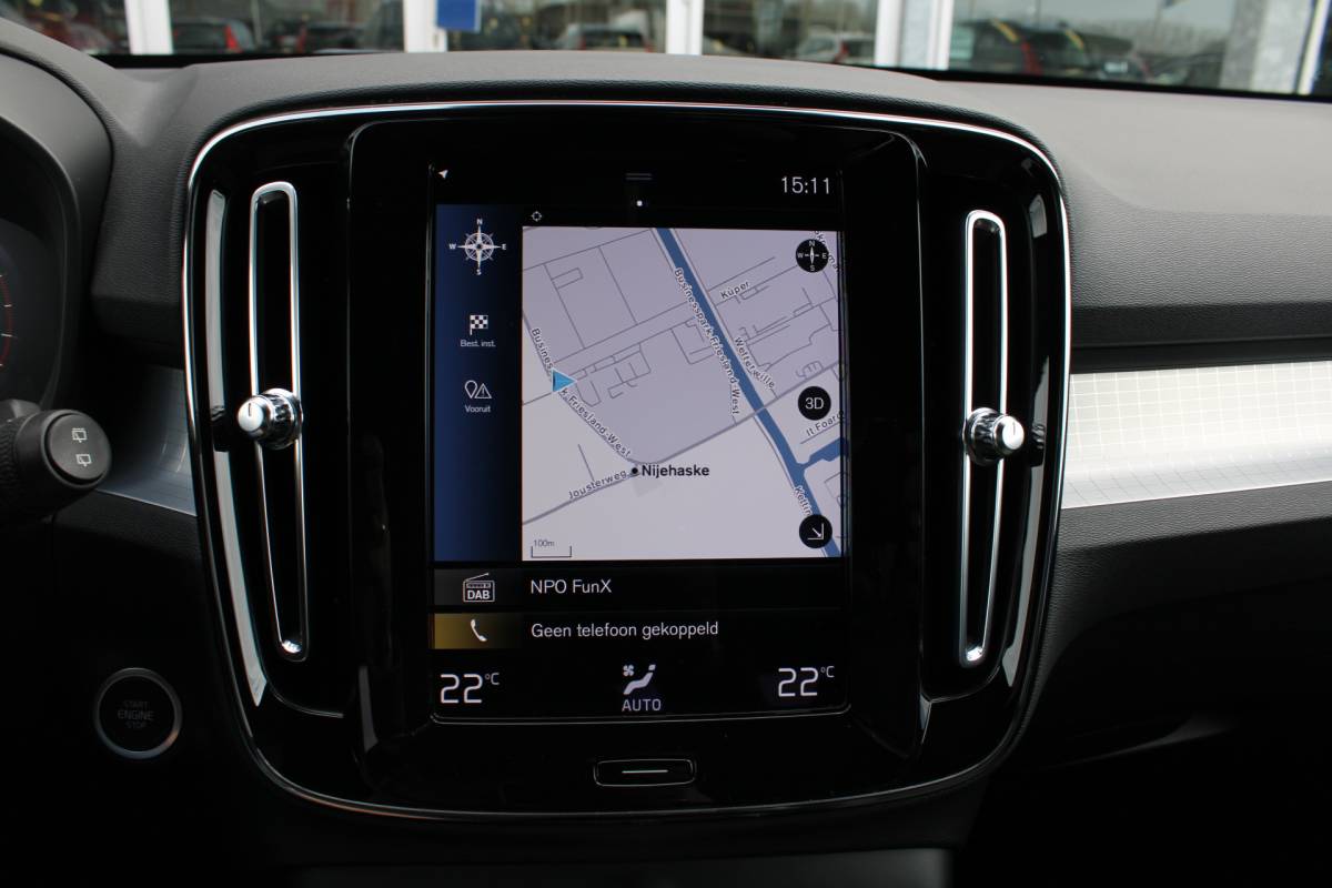 Volvo XC40 Volvo XC40 T3 164PK Automaat Business Pro | Keyless Entry | BLIS | Camera achter | PDC V+A | Apple/Android Carplay | El. Achterklep |