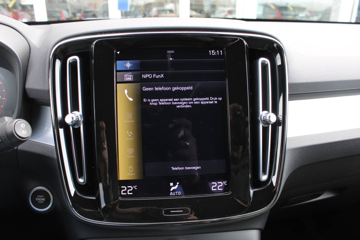 Volvo XC40 Volvo XC40 T3 164PK Automaat Business Pro | Keyless Entry | BLIS | Camera achter | PDC V+A | Apple/Android Carplay | El. Achterklep |