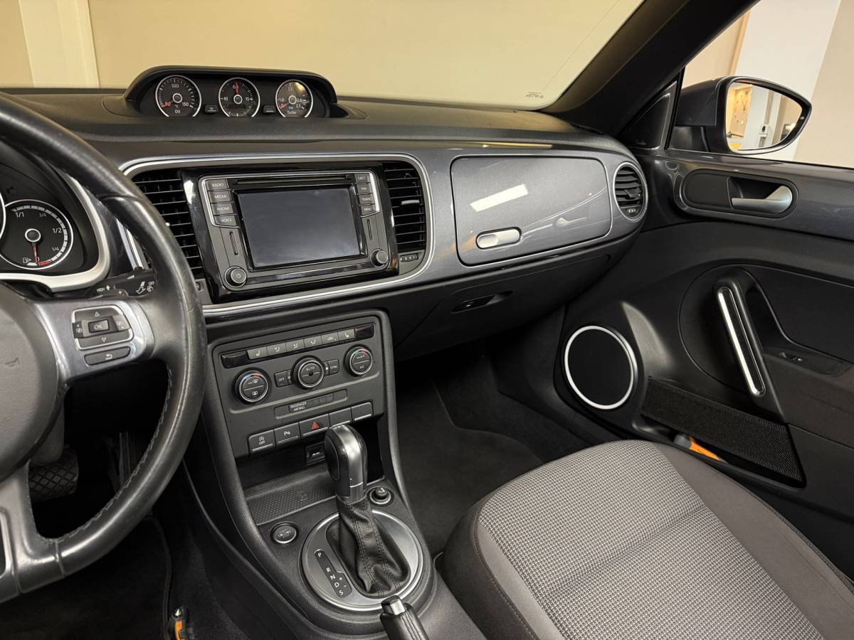 Volkswagen Beetle Volkswagen Beetle Cabriolet 1.2 TSI Design BlueMotion *Automaat* Stoelverw.|Fender Audio|Windscherm|Cruise|Navi|NAP