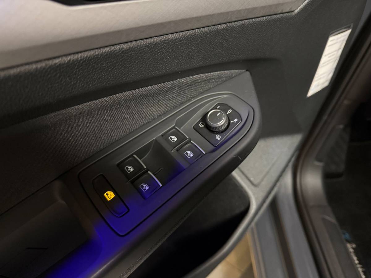 Volkswagen Golf Volkswagen Golf 1.0 TSI Life Business *Alcantara* Massage|Camera|IQ Drive|Sfeerverlichting