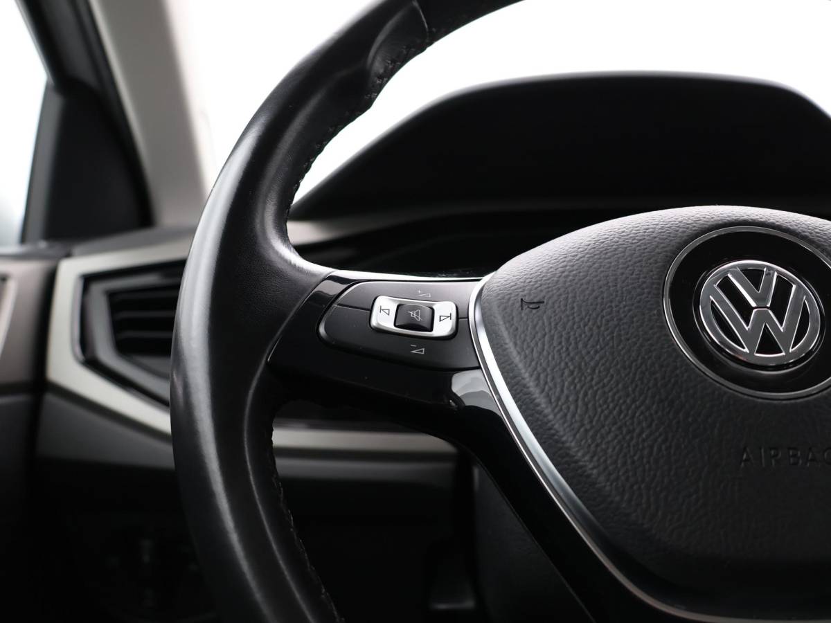 Volkswagen Polo Volkswagen Polo 1.0 TSI 95pk Comfortline Business · Apple/Android Car Play · Limiter · Airco · Trekhaak · 15” Inch ·