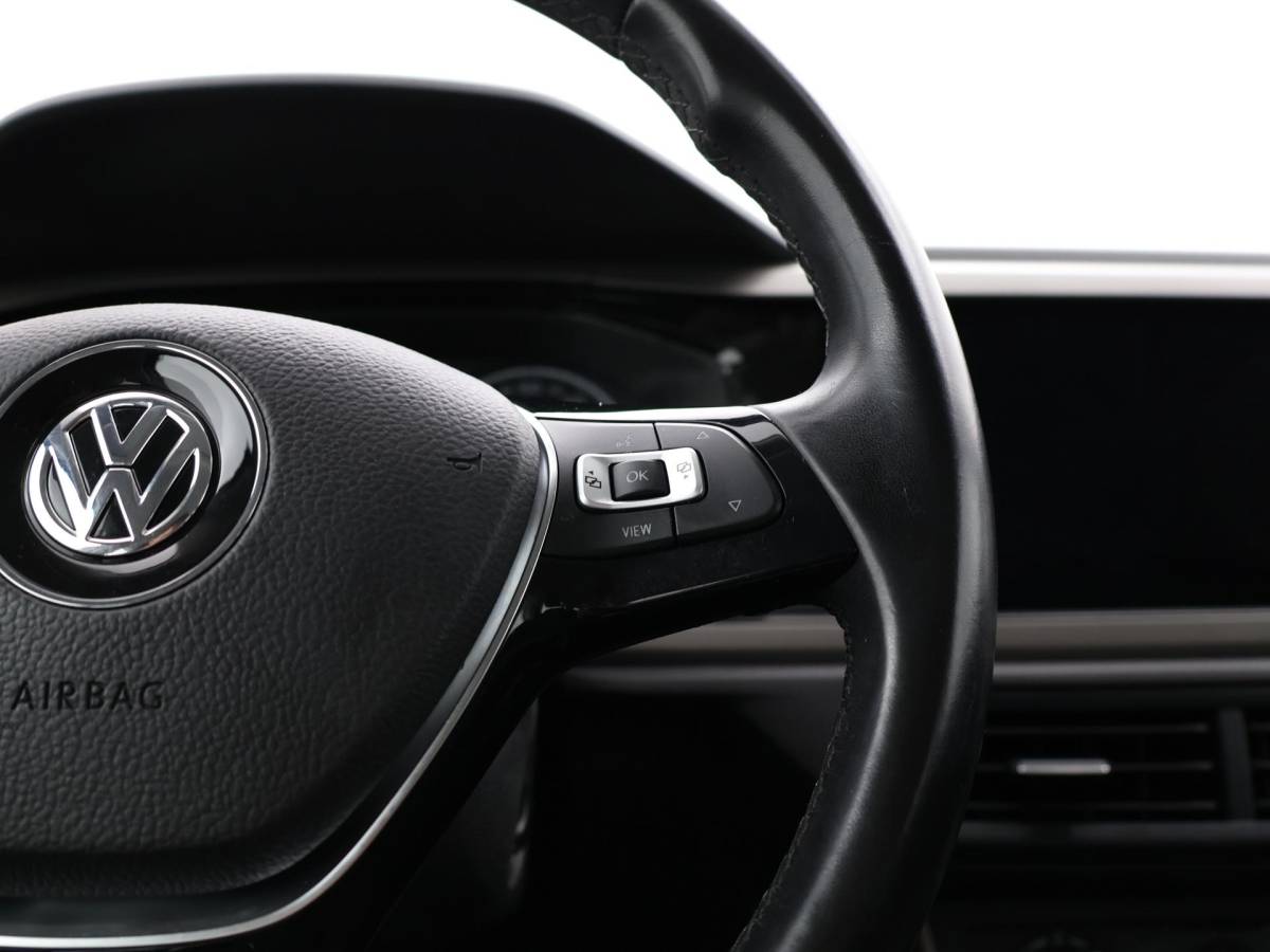 Volkswagen Polo Volkswagen Polo 1.0 TSI 95pk Comfortline Business · Apple/Android Car Play · Limiter · Airco · Trekhaak · 15” Inch ·