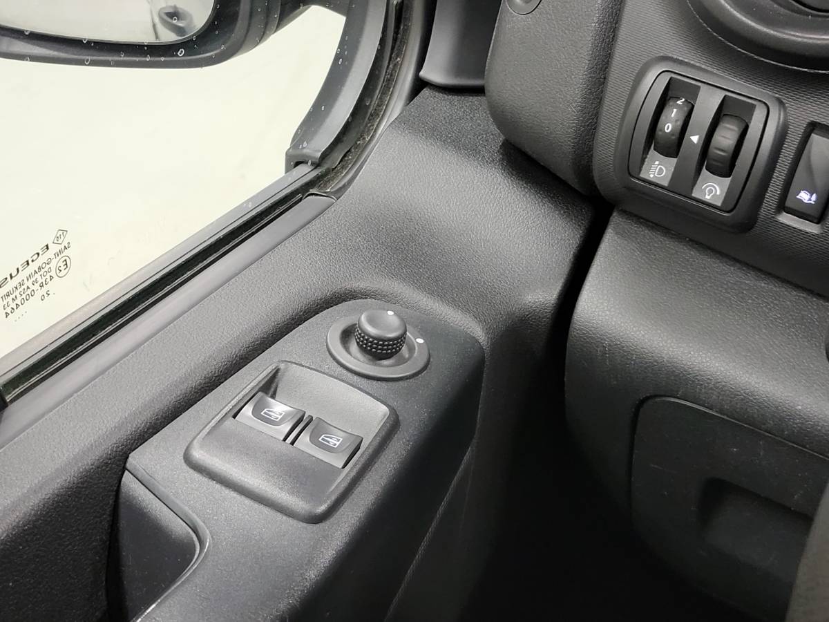 Renault Trafic Renault Trafic 2.0dCi 120pk L2/H1 Euro 6!