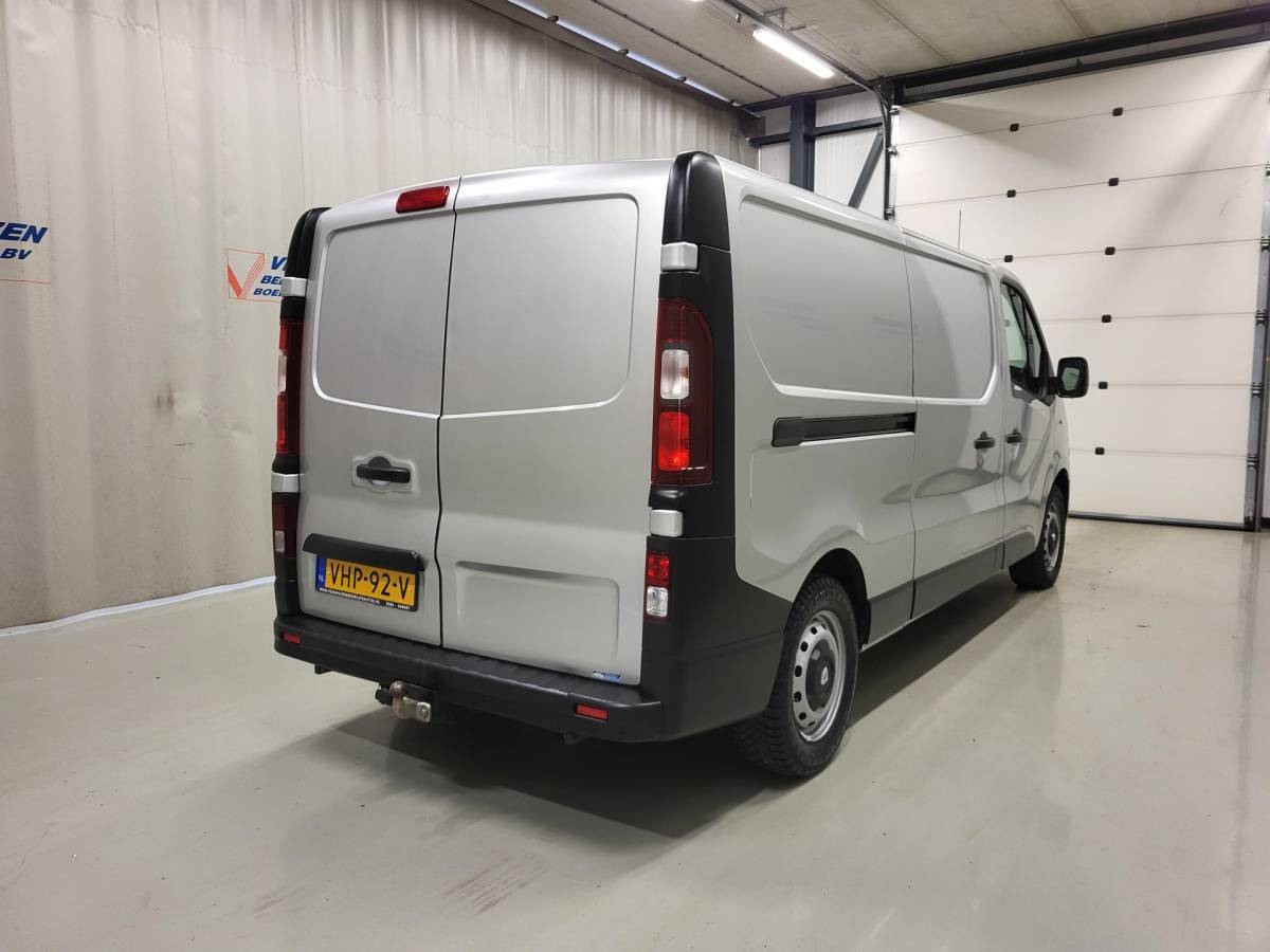 Renault Trafic Renault Trafic 2.0dCi 120pk L2/H1 Euro 6!