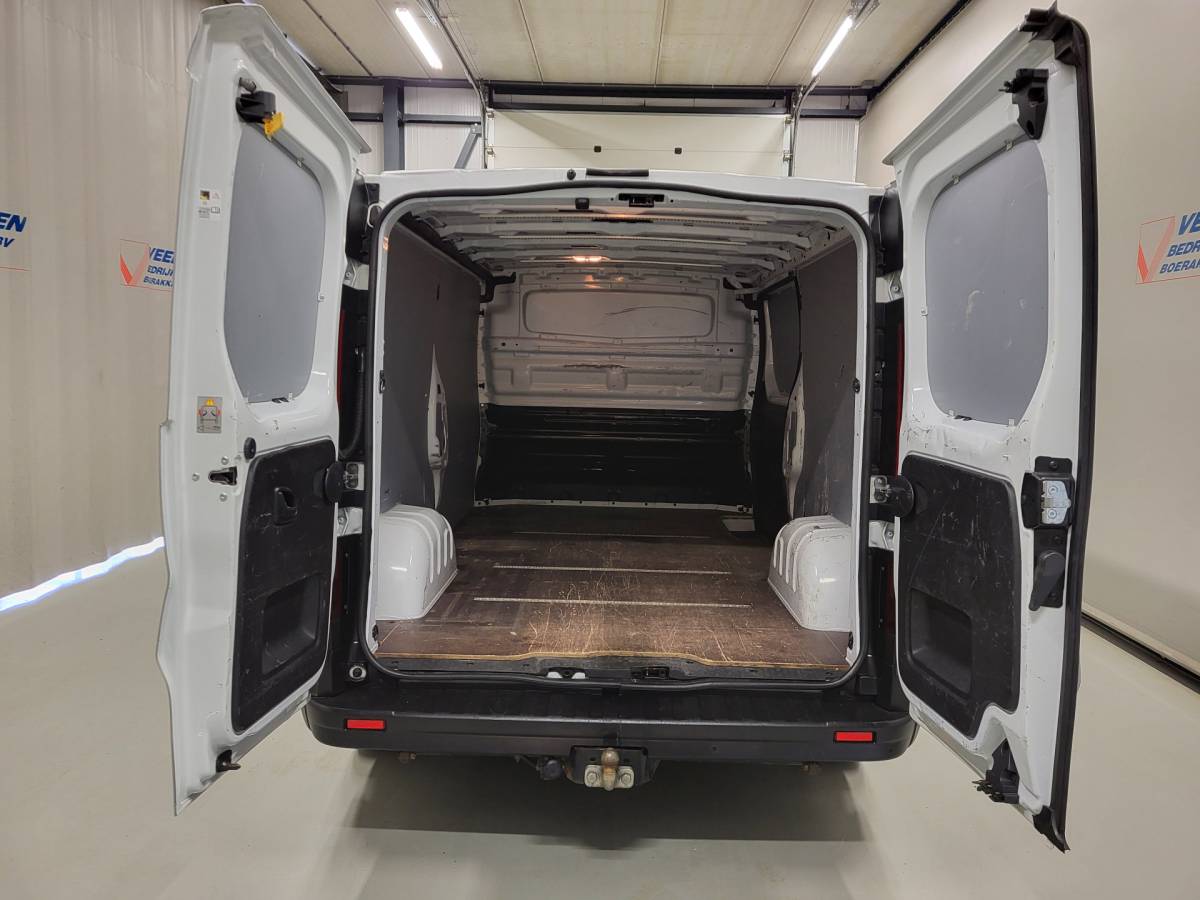 Renault Trafic Renault Trafic 2.0dCi 120pk L2/H1 Euro 6!