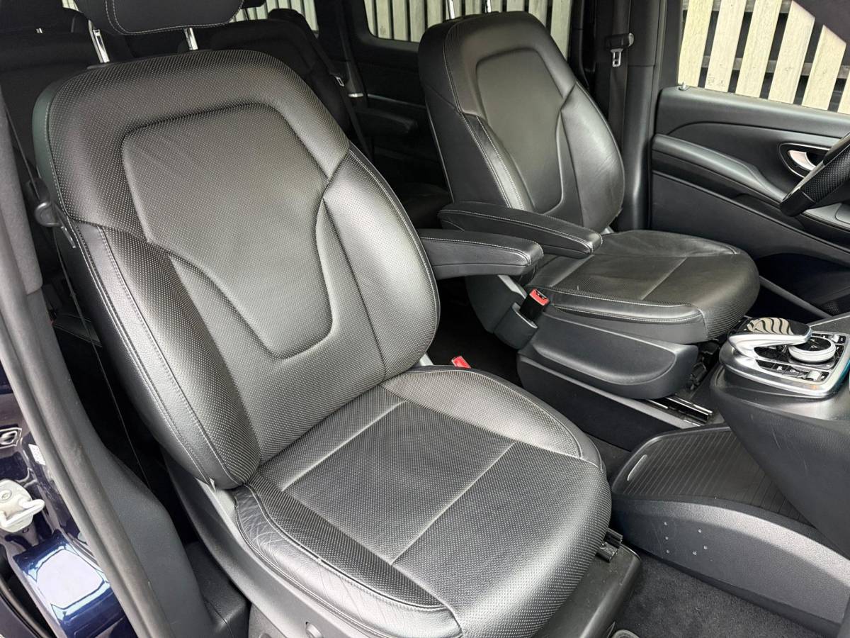 Mercedes-Benz V-Klasse Mercedes-Benz V-klasse 250d Lang Edition AMG /Burmester /380 Camera / Memory / 7 persoons /Sfeerverlichting