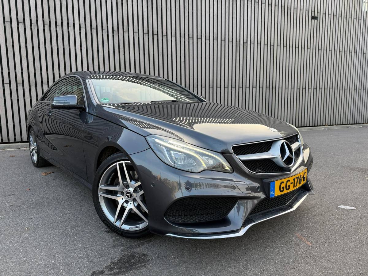 Mercedes-Benz E-Klasse Mercedes-Benz E-klasse Coupé 200 Prestige / AMG Pakket / Camera
