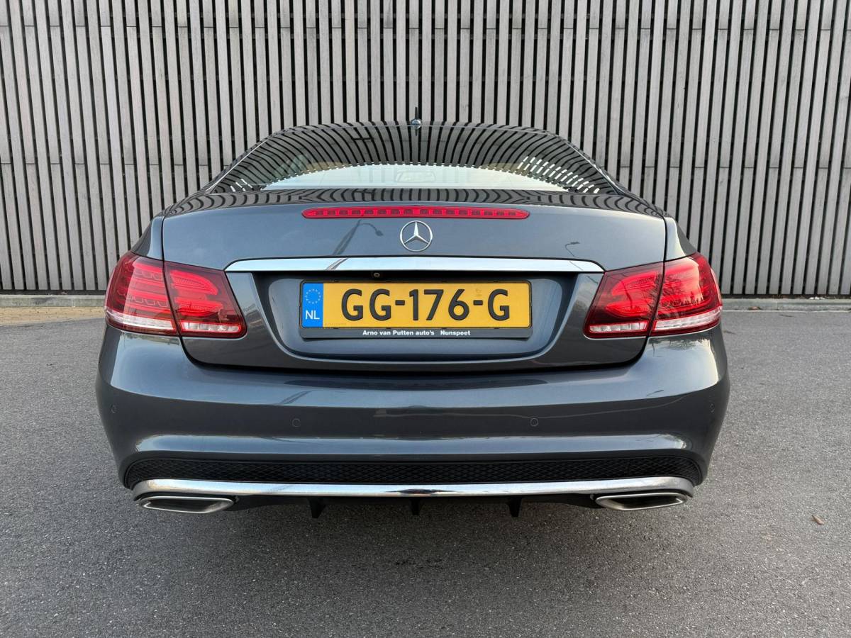 Mercedes-Benz E-Klasse Mercedes-Benz E-klasse Coupé 200 Prestige / AMG Pakket / Camera