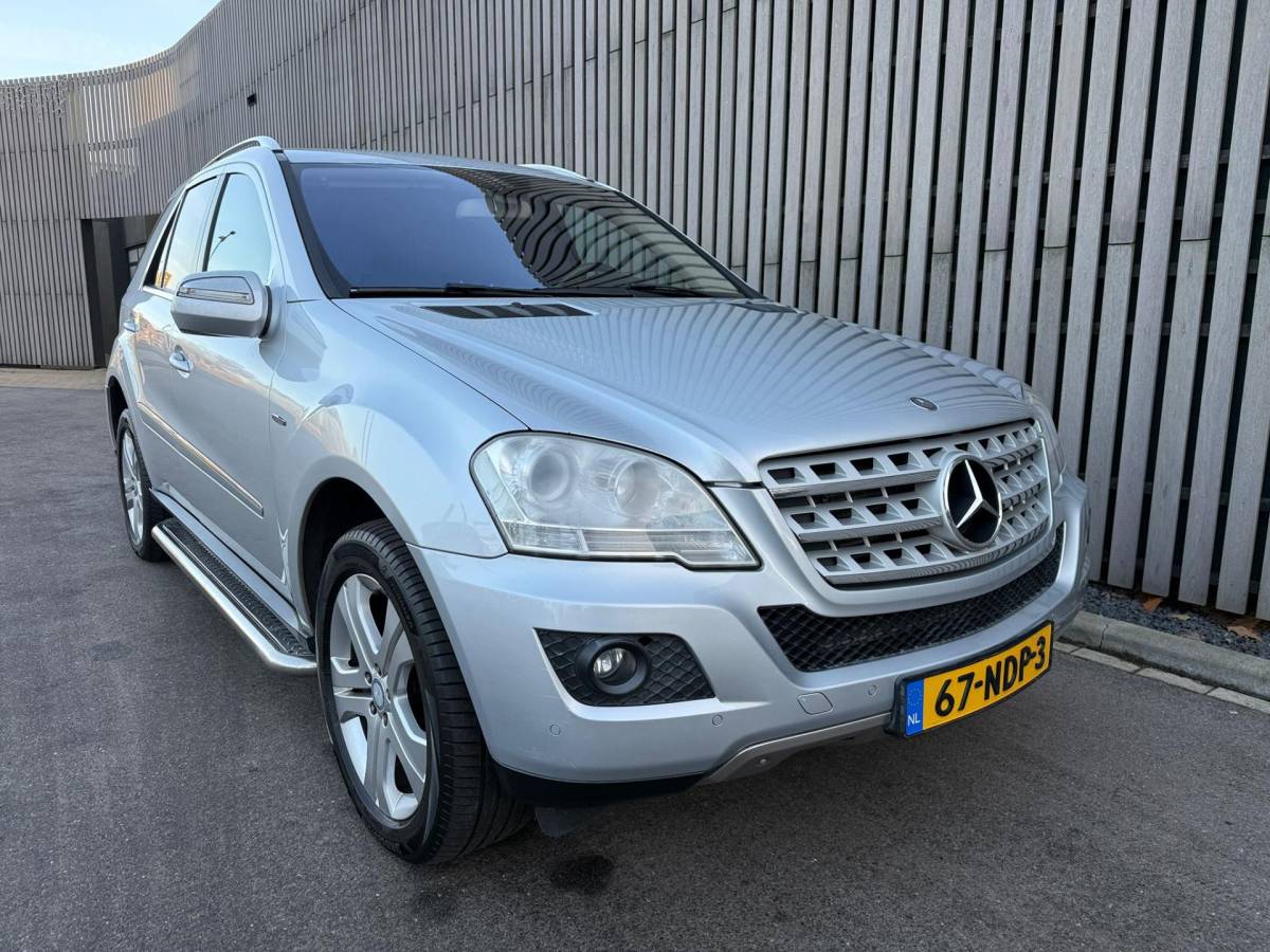 Mercedes-Benz M-Klasse Mercedes-Benz M-klasse 300 CDI BlueEFFICIENCY 4-Matic