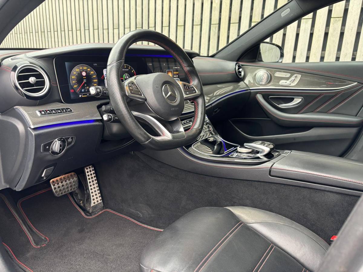 Mercedes-Benz E-Klasse Mercedes-Benz E-klasse Estate AMG 43 4MATIC Prestige Plus
