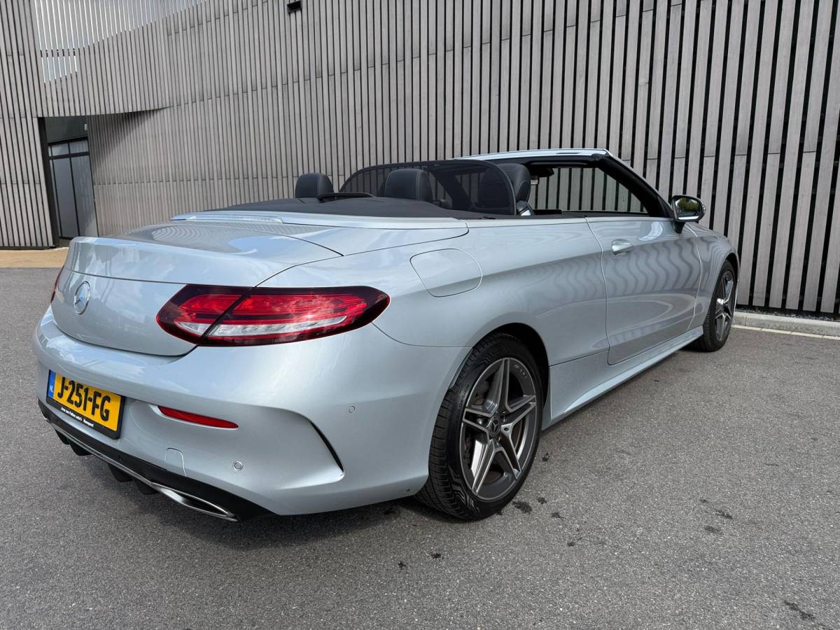 Mercedes-Benz C-Klasse Mercedes-Benz C-klasse Cabrio 200 EQ Premium AMG Line
