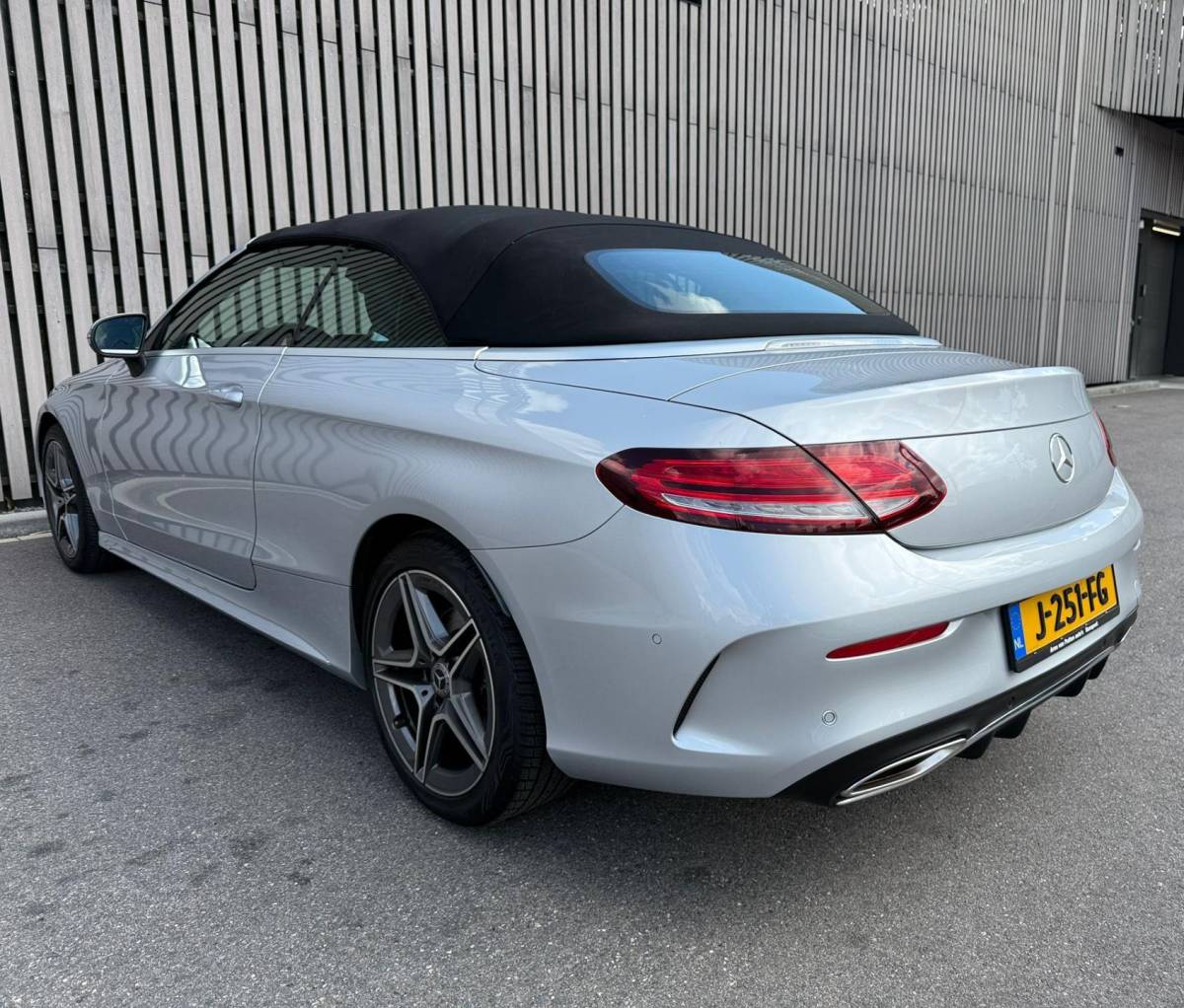 Mercedes-Benz C-Klasse Mercedes-Benz C-klasse Cabrio 200 EQ Premium AMG Line