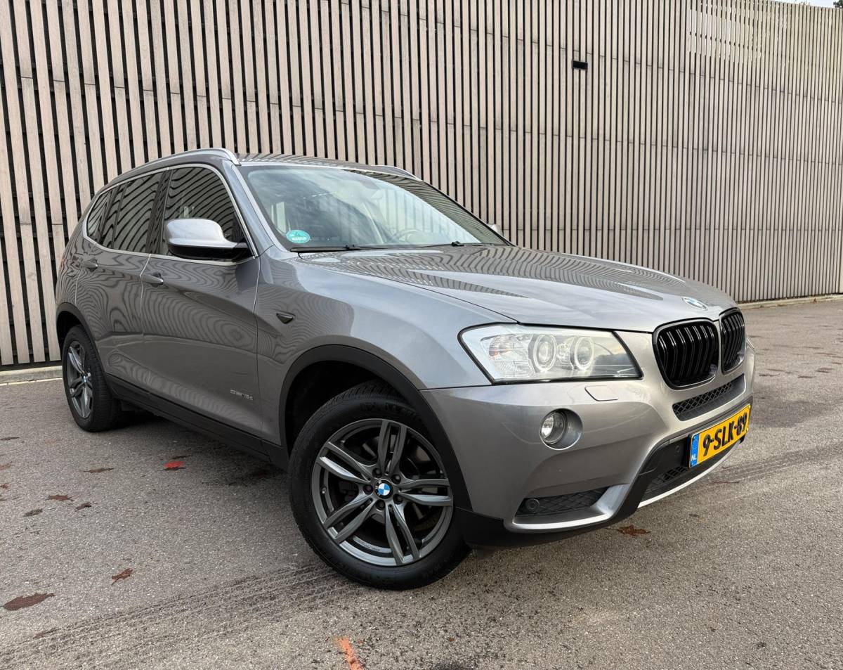 BMW X3 BMW X3 SDrive18d Chrome Line Edition – Leer – Navigatie