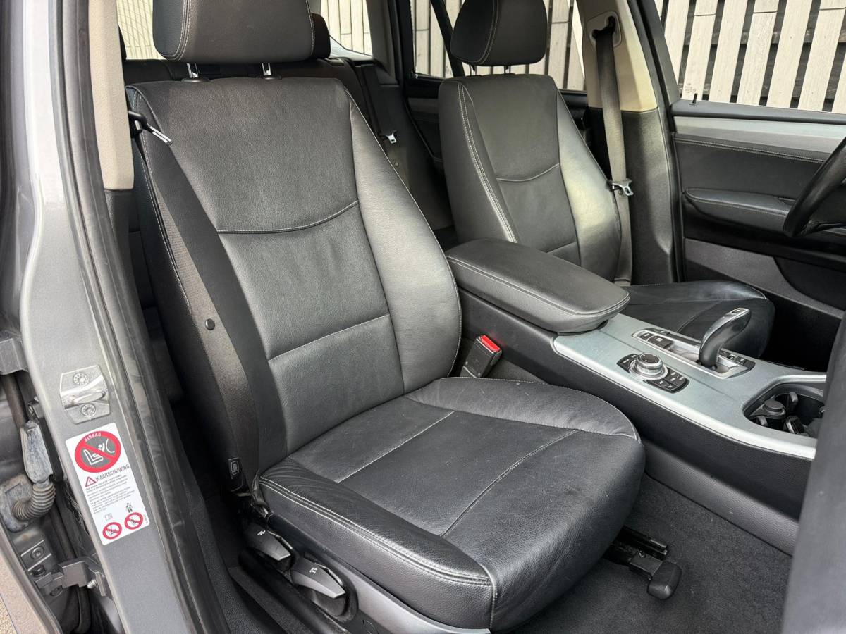 BMW X3 BMW X3 SDrive18d Chrome Line Edition – Leer – Navigatie