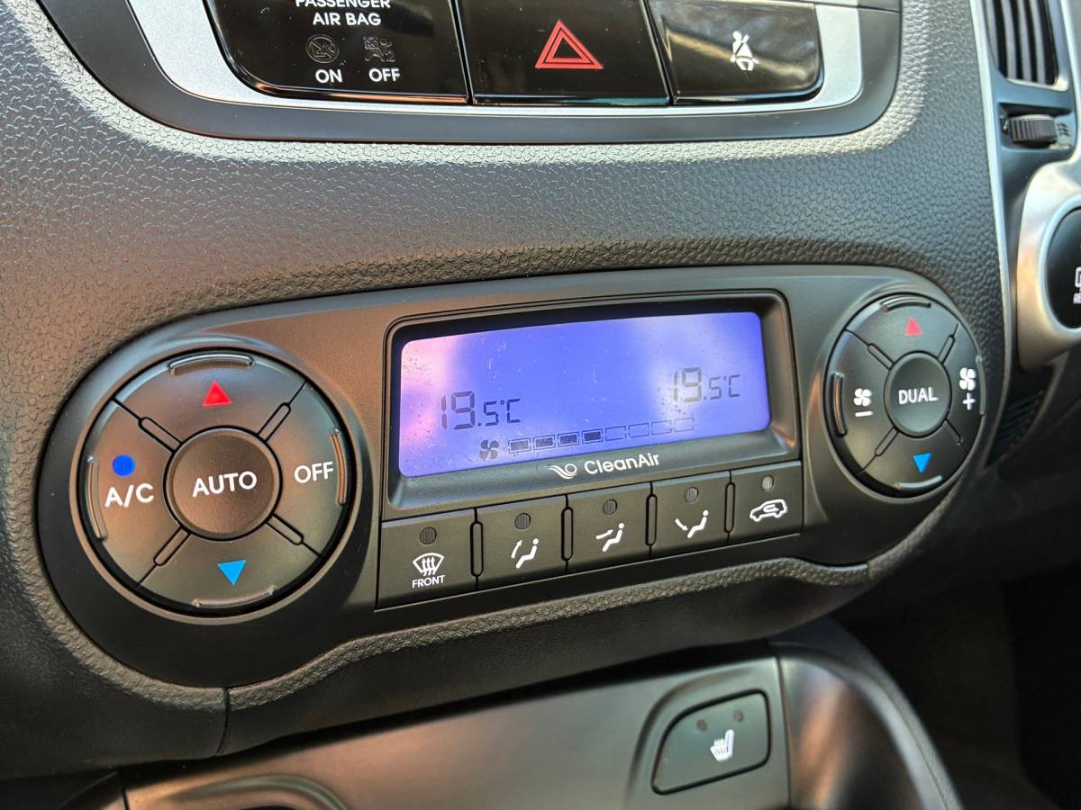 Hyundai ix35 Hyundai Ix35 2.0i i-Catcher | Leder + Schuif/kantel dak + Keyless nu € 7.975,-!!!