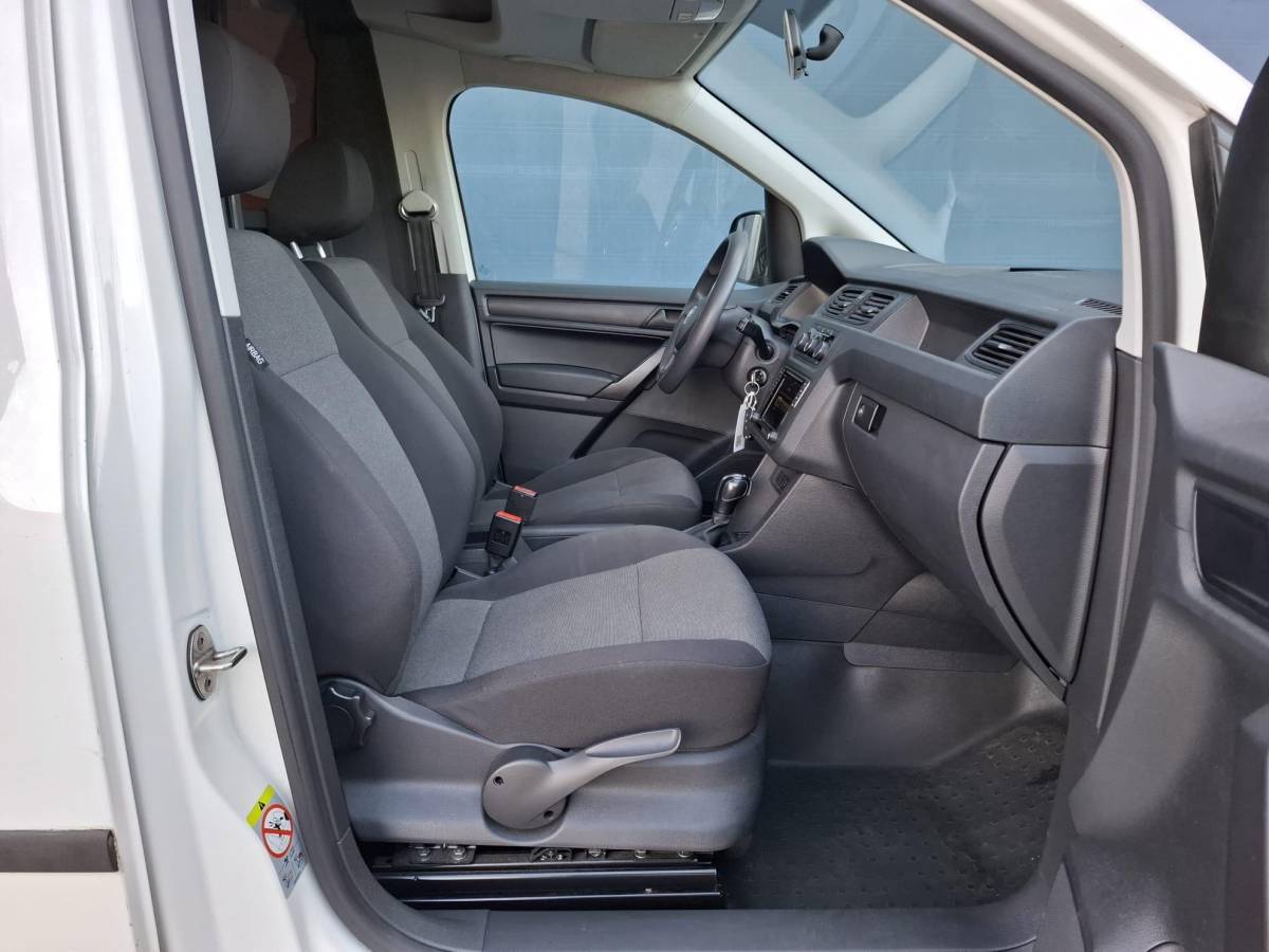 Volkswagen Caddy Volkswagen Caddy 2.0 TDI L2H1 BMT Maxi Trendline AUTOMAAT / NAVI / AIRCO / EURO 6