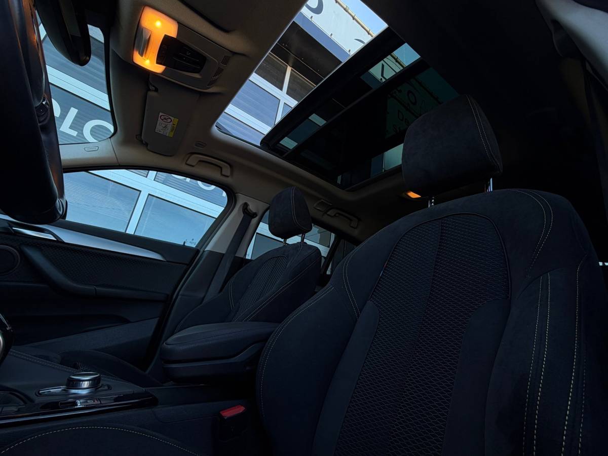 BMW X2 BMW X2 SDrive18i 140pk M-sport Executive /Pano