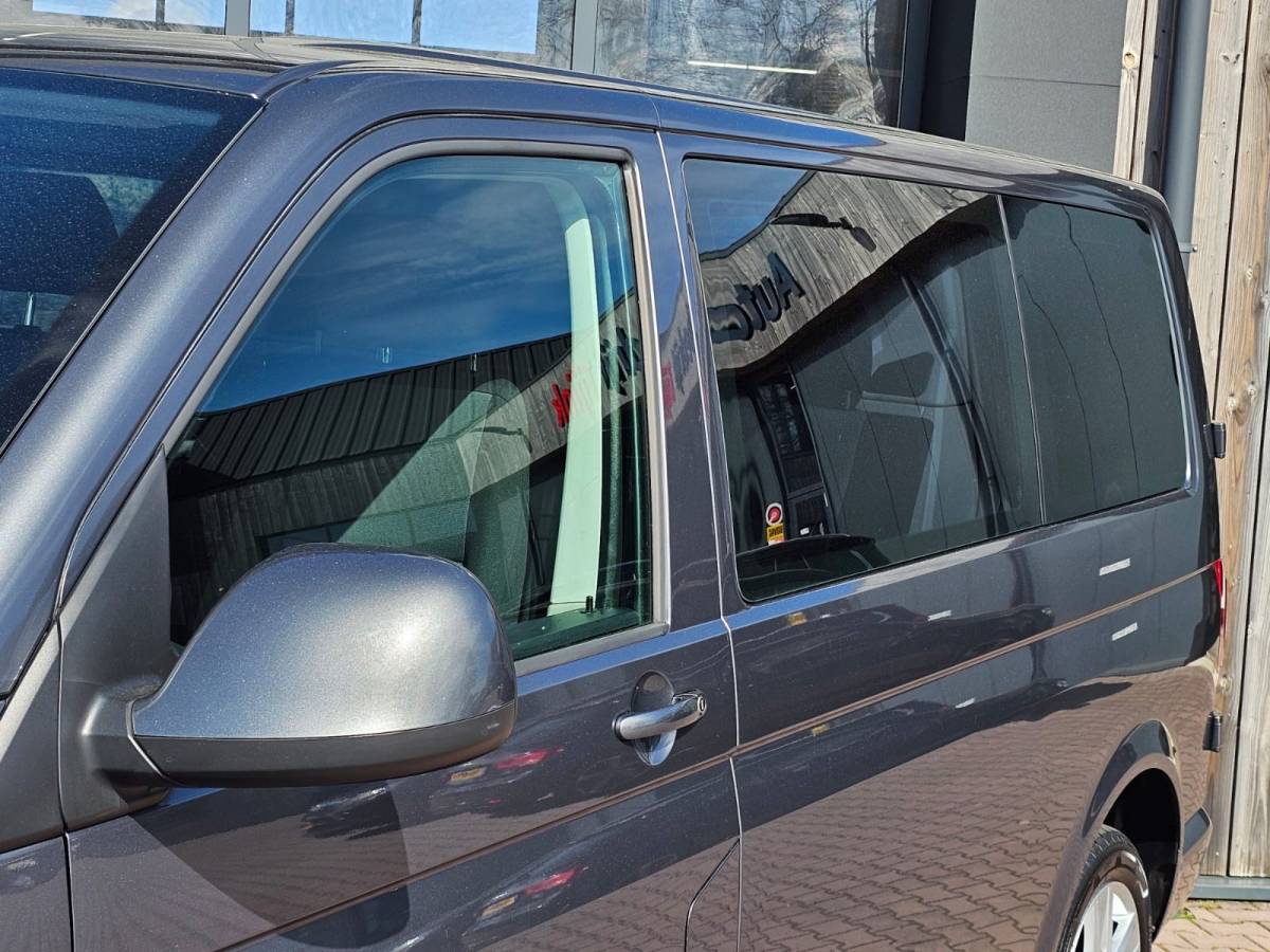 Volkswagen Transporter Volkswagen Transporter 2.0 TDI 150PK DSG Dubbele cabine L1H1 Highline | LED | Trekhaak | Cruise | LMV | Camera | PDC |