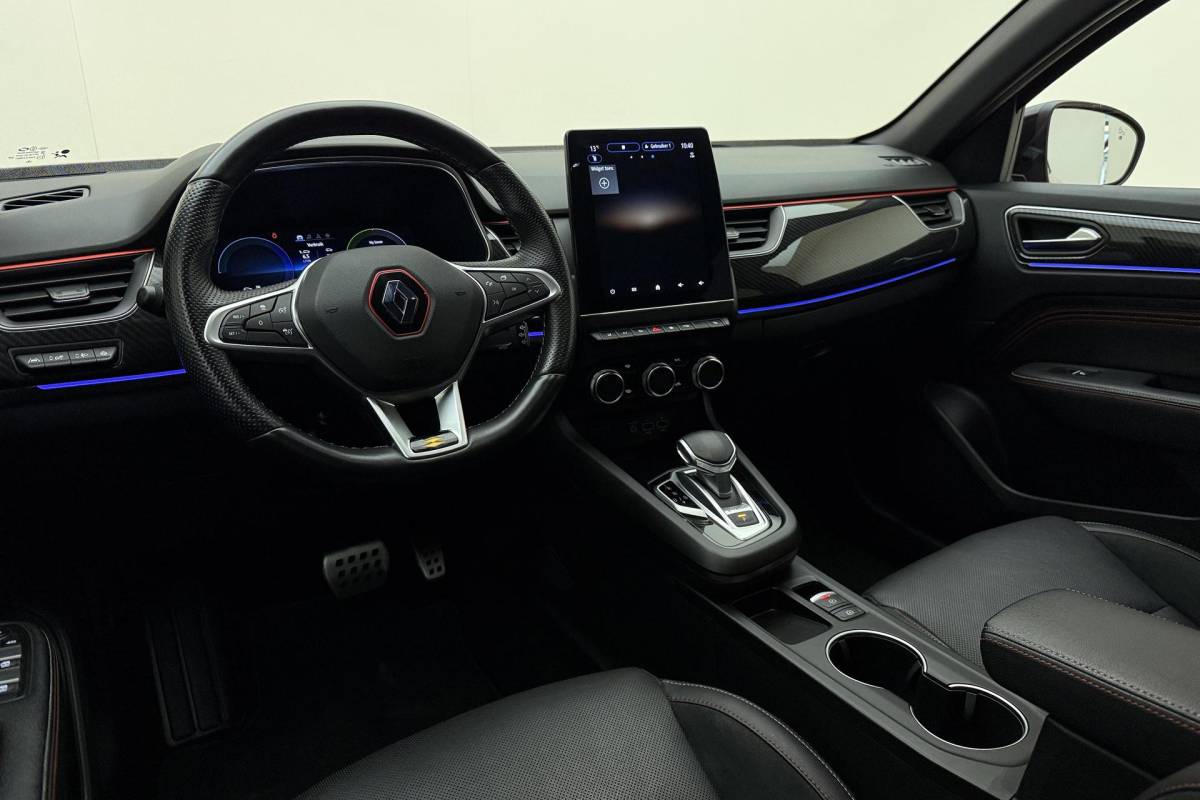 Renault Arkana Renault Arkana 1.6 E-Tech hybrid 145 E-Tech engineered |  Apple carplay/Android auto | Stoel + Stuurverwarming | Climate control | Alcantara |