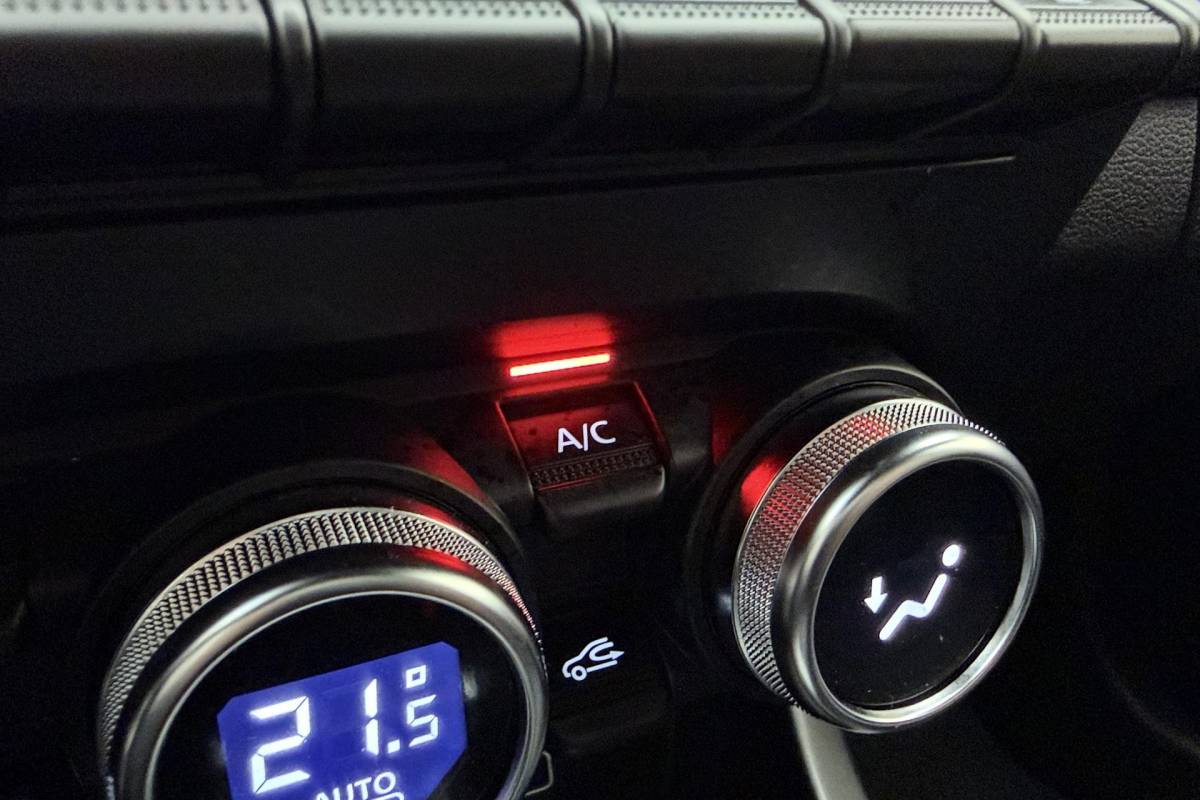 Renault Arkana Renault Arkana 1.6 E-Tech hybrid 145 E-Tech engineered |  Apple carplay/Android auto | Stoel + Stuurverwarming | Climate control | Alcantara |