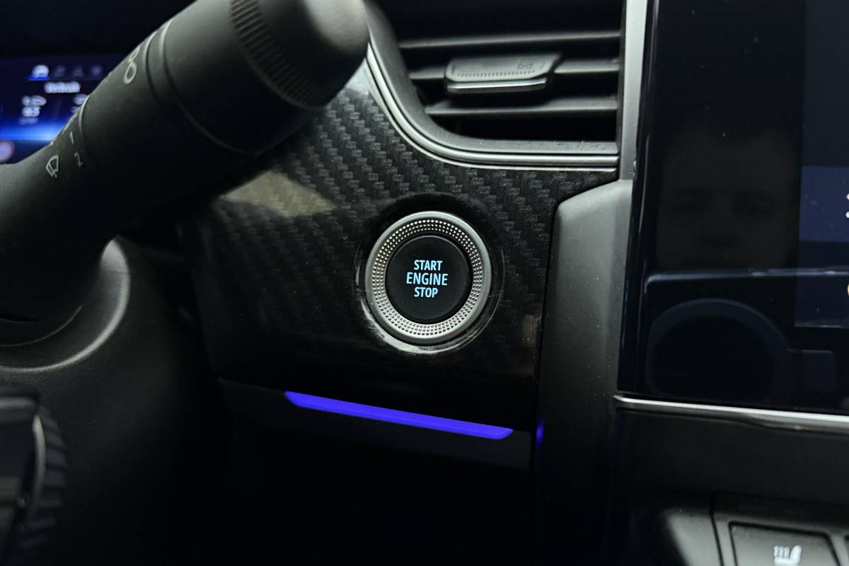 Renault Arkana Renault Arkana 1.6 E-Tech hybrid 145 E-Tech engineered |  Apple carplay/Android auto | Stoel + Stuurverwarming | Climate control | Alcantara |