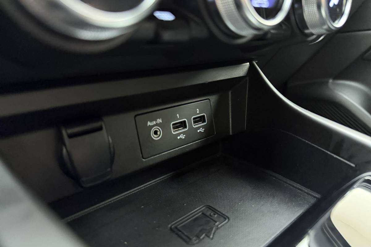 Renault Arkana Renault Arkana 1.6 E-Tech hybrid 145 E-Tech engineered |  Apple carplay/Android auto | Stoel + Stuurverwarming | Climate control | Alcantara |