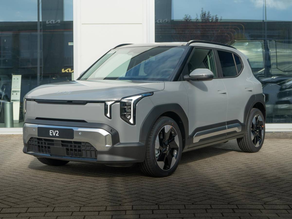 Kia EV2 Kia EV2 Plus Advanced 42.2 kWh | Schuifkanteldak | Stoel en stuurverwarming | Navigatie |