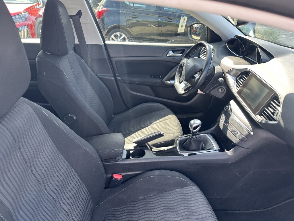 Peugeot 308 Peugeot 308 1.6 THP BL Premium | 12 maanden garantie |