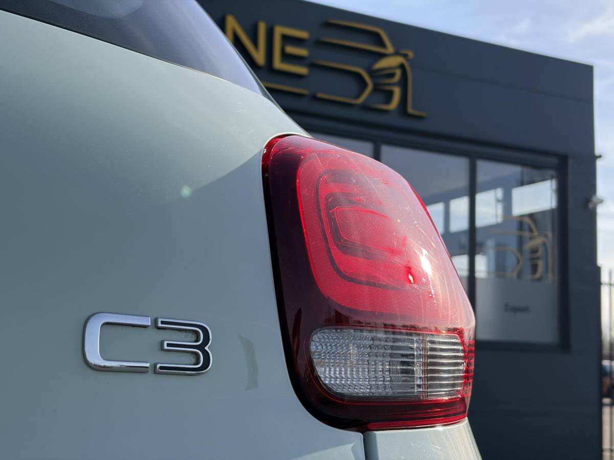 Citroën C3 Citroen C3 1.2 PureTech Feel 2e Eigenaar,Airco,Cruise,Rijstrooksensor,Pdc,Weinig km,N.A.P,Zeer Zuinig,Nieuwe Apk bij Aflevering