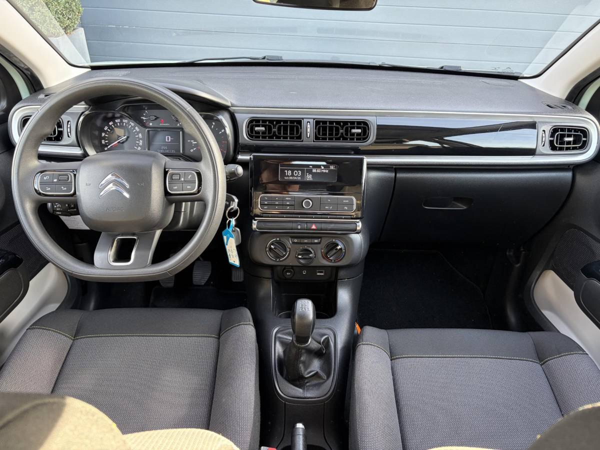 Citroën C3 Citroen C3 1.2 PureTech Feel 2e Eigenaar,Airco,Cruise,Rijstrooksensor,Pdc,Weinig km,N.A.P,Zeer Zuinig,Nieuwe Apk bij Aflevering