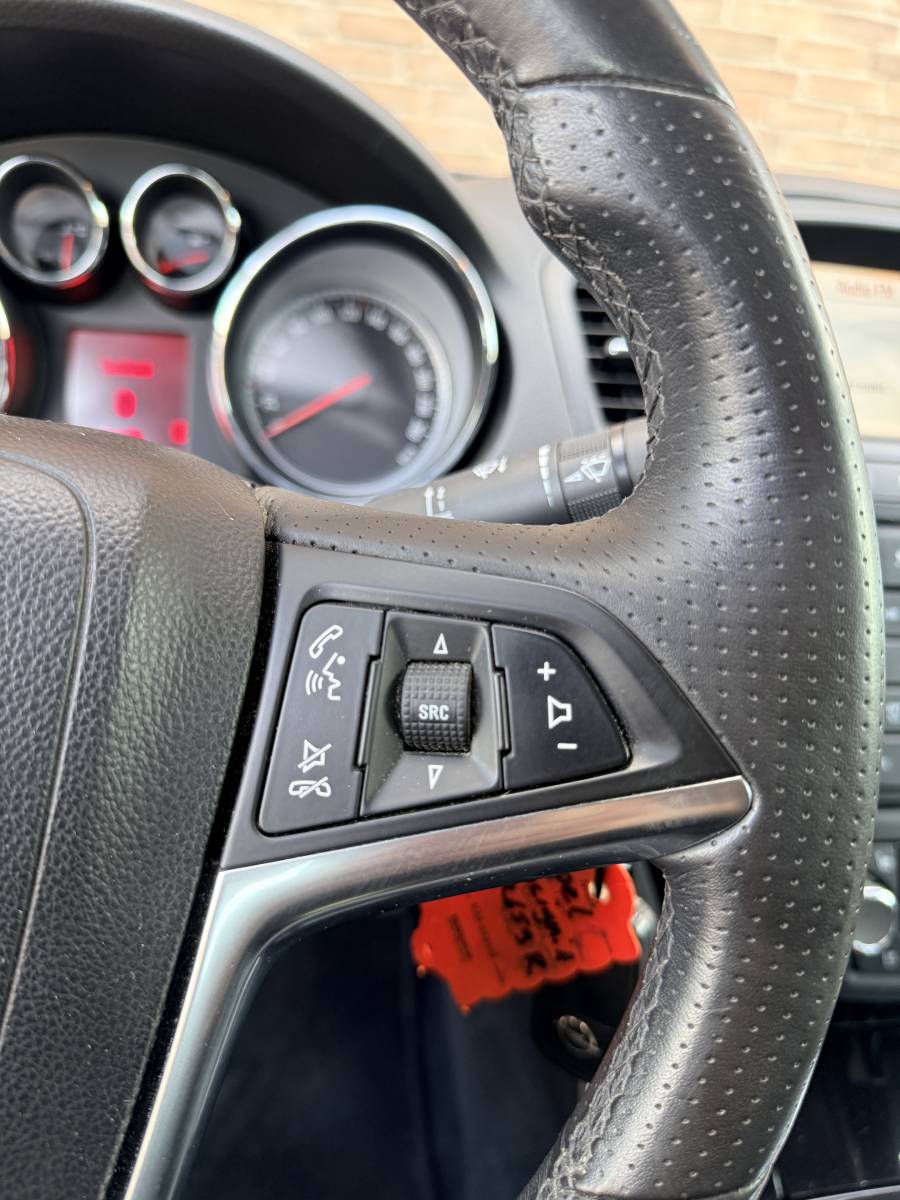 Opel Insignia OPEL INSIGNIA 2.0 T Edition 4×4·AUT·Climate·Stoelverw./koeling·Cruise·Infinity Audio