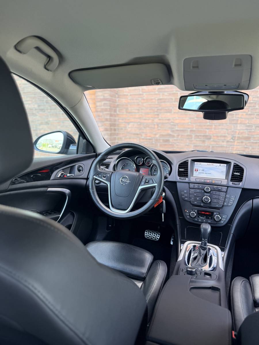 Opel Insignia OPEL INSIGNIA 2.0 T Edition 4×4·AUT·Climate·Stoelverw./koeling·Cruise·Infinity Audio