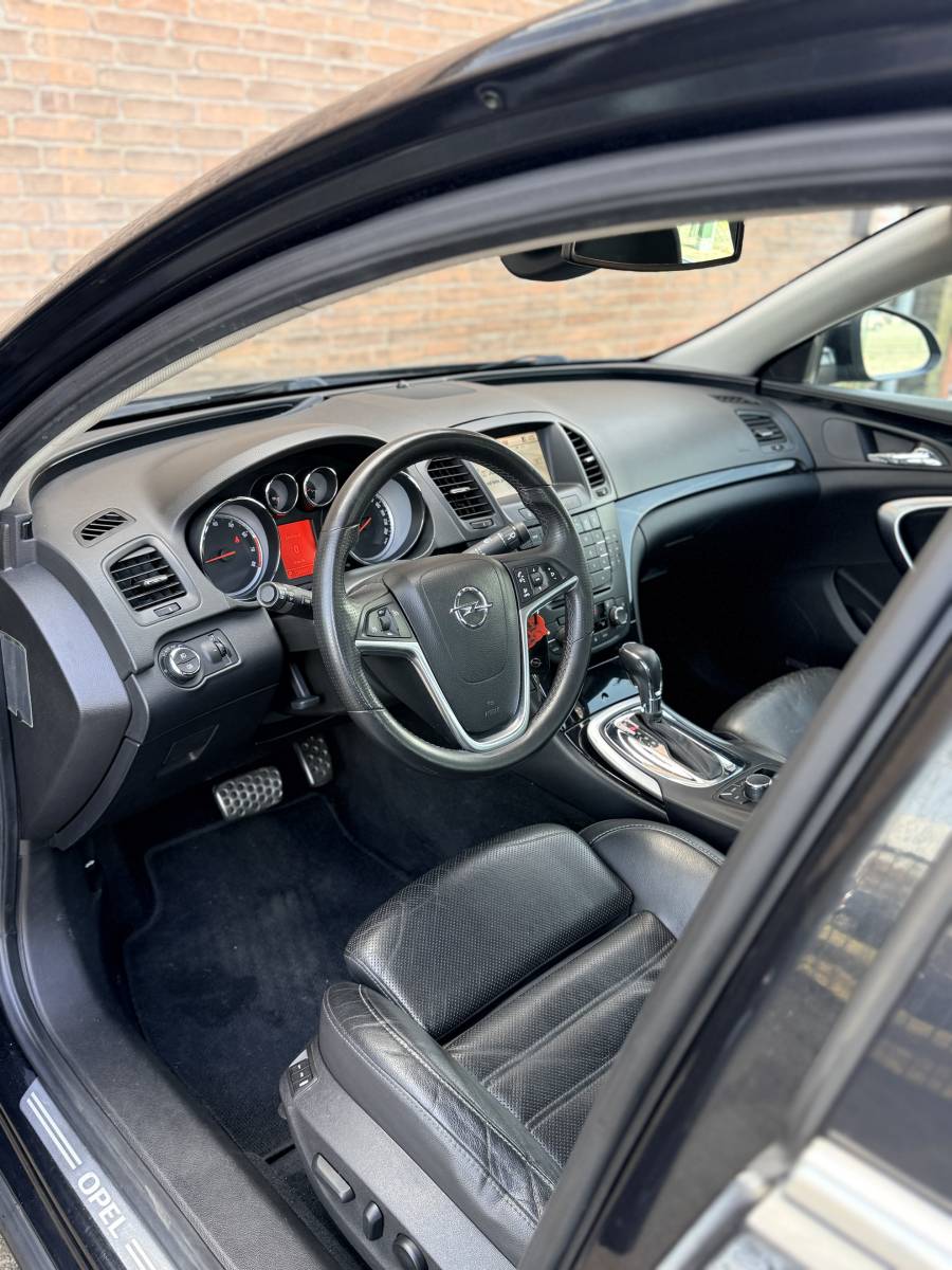 Opel Insignia OPEL INSIGNIA 2.0 T Edition 4×4·AUT·Climate·Stoelverw./koeling·Cruise·Infinity Audio