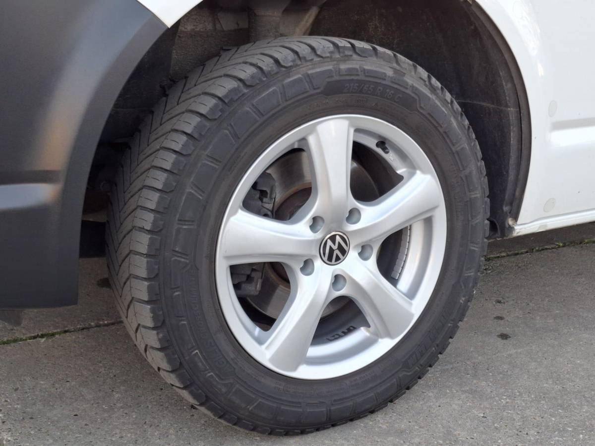 Volkswagen Transporter Volkswagen Transporter 2.0 TDI L1H1 Highline AIRCO / TREKHAAK / 3 ZITS / EURO 6 / N.A.P