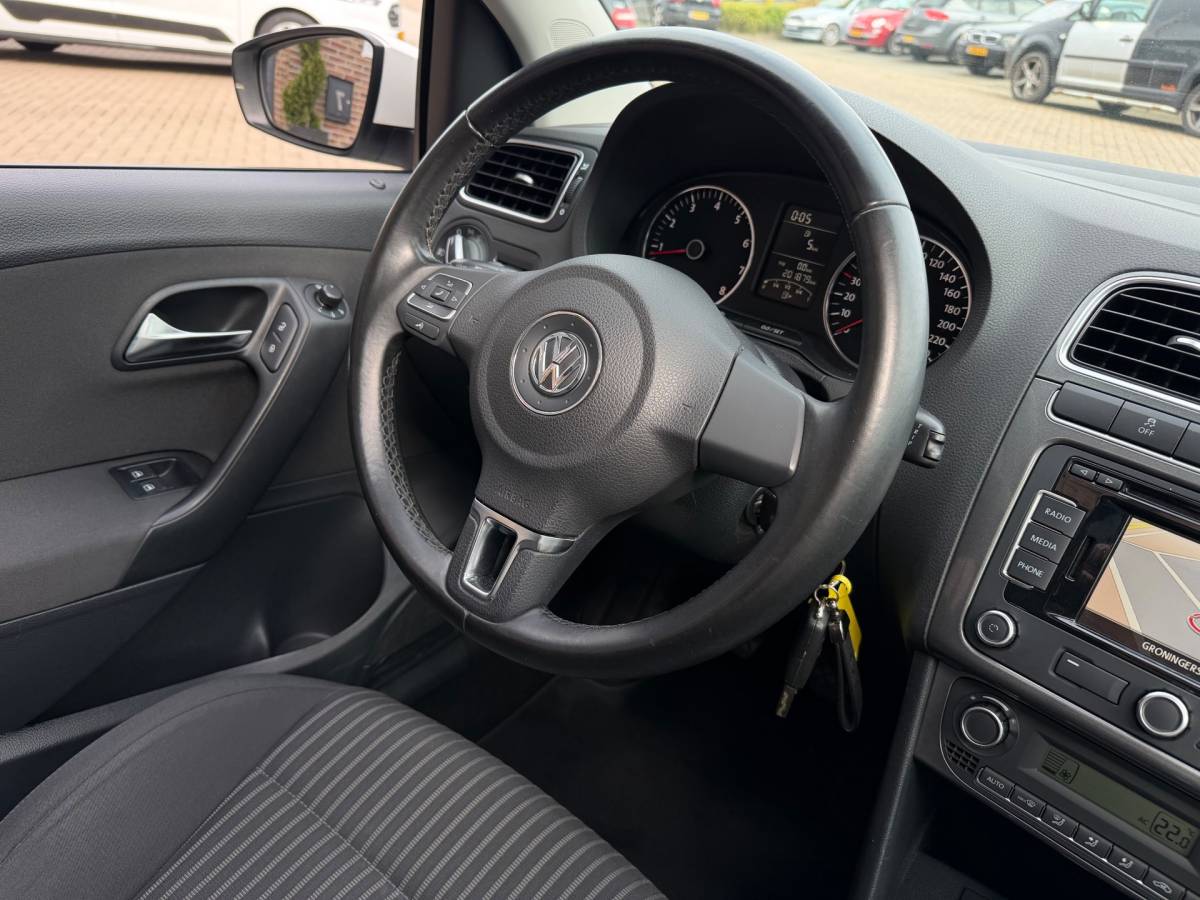 Volkswagen Polo Volkswagen Polo 1.2 TSI 105PK Highline 3drs Panorama Dak Airco Navi Cruise Control Elk.Ramen zeer nette!!