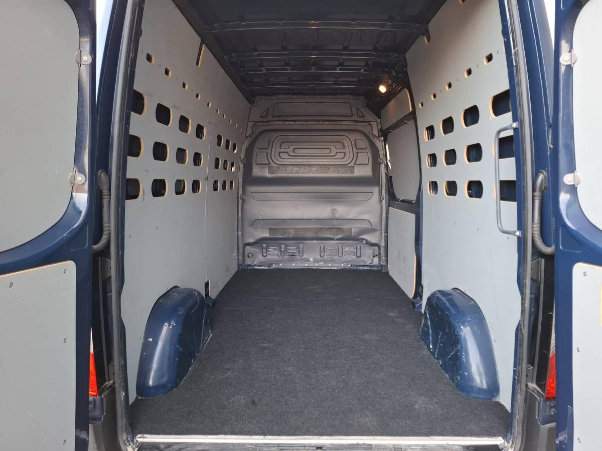 Mercedes-Benz Sprinter Mercedes-Benz Sprinter 311 2.2 CDI L2H2 / AIRCO / CAMERA / 3 ZITS / DEALER ONDERHOUDEN / NAVI