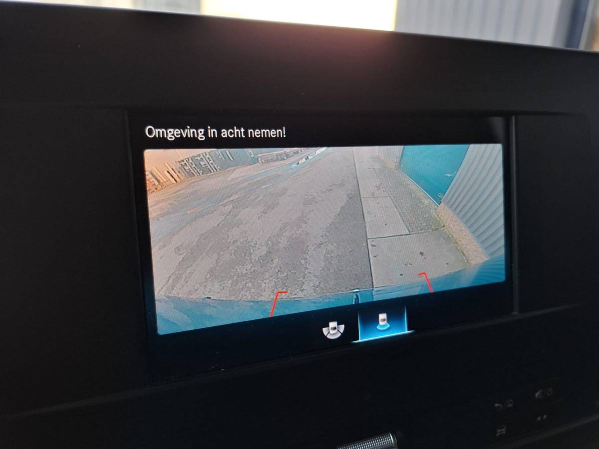Mercedes-Benz Sprinter Mercedes-Benz Sprinter 311 2.2 CDI L2H2 / AIRCO / CAMERA / 3 ZITS / DEALER ONDERHOUDEN / NAVI