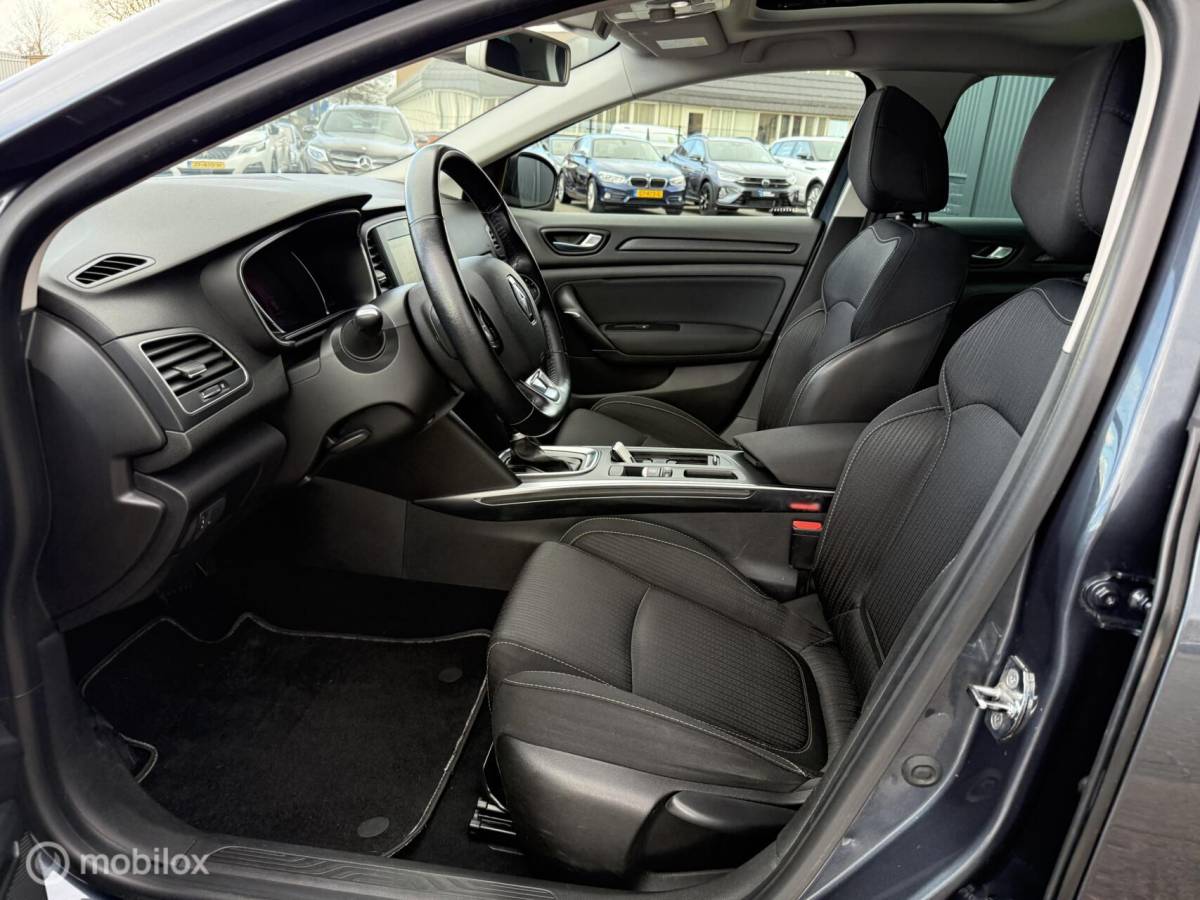 Renault Mégane Renault Megane 1.2 TCe Limited PANORAMADAK | AUTOMAAT