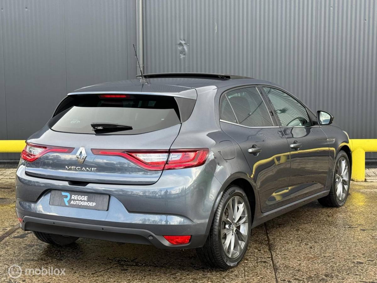 Renault Mégane Renault Megane 1.2 TCe Limited PANORAMADAK | AUTOMAAT