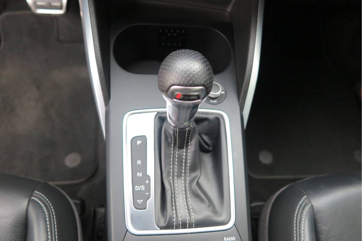 Audi Q2 Audi Q2 1.0 TFSI 116pk S-Tronic 2x S-Line Trekhaak , Navigatie , Led , Parkeersensoren, LMV , Telefoonintegratie , etc.
