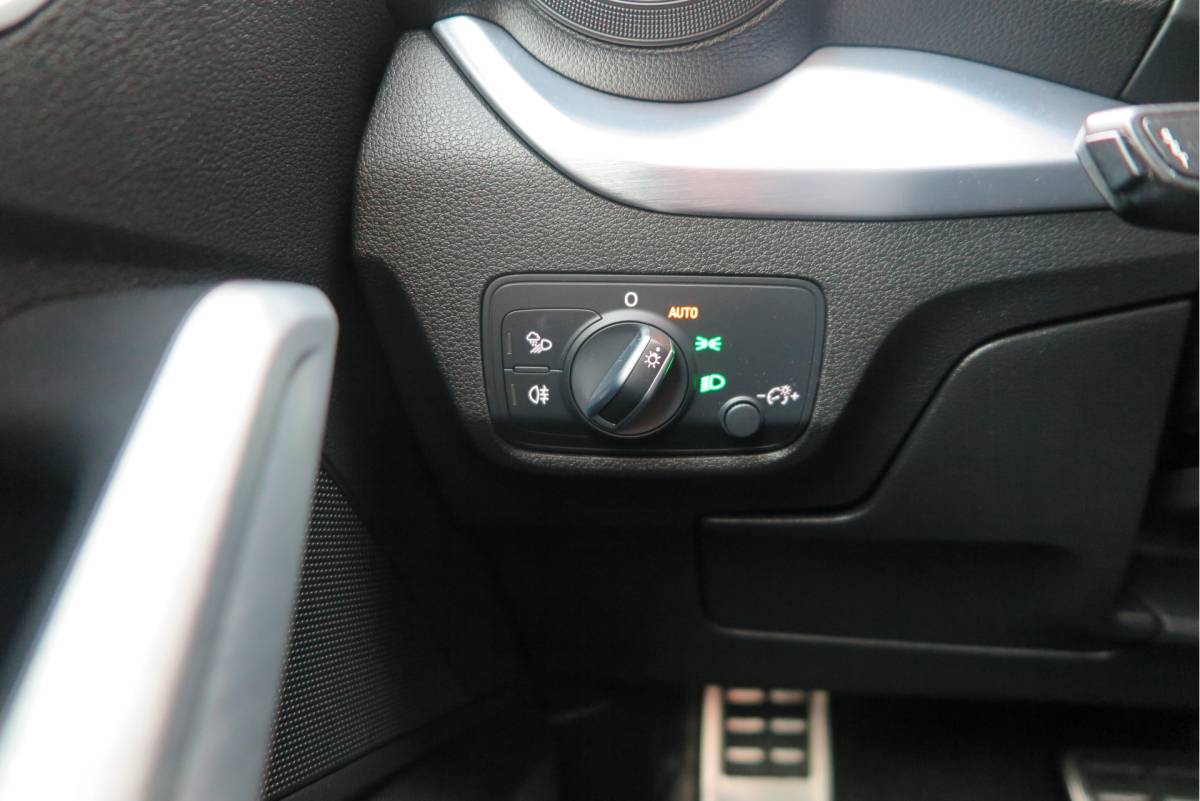 Audi Q2 Audi Q2 1.0 TFSI 116pk S-Tronic 2x S-Line Trekhaak , Navigatie , Led , Parkeersensoren, LMV , Telefoonintegratie , etc.